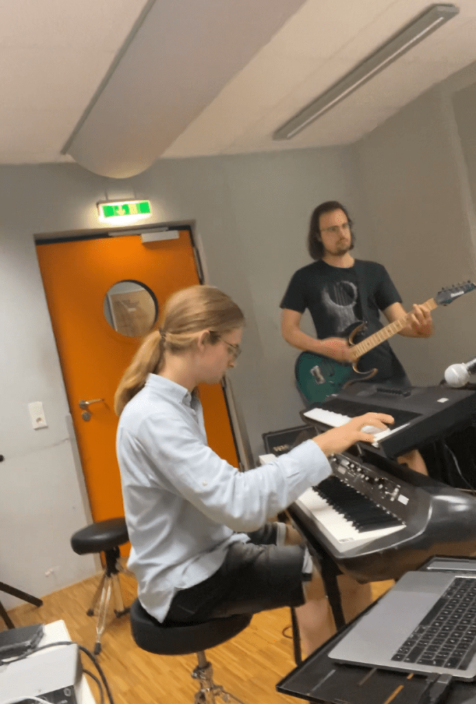 Lord Powerchord and Tonewizard during rehearsal
